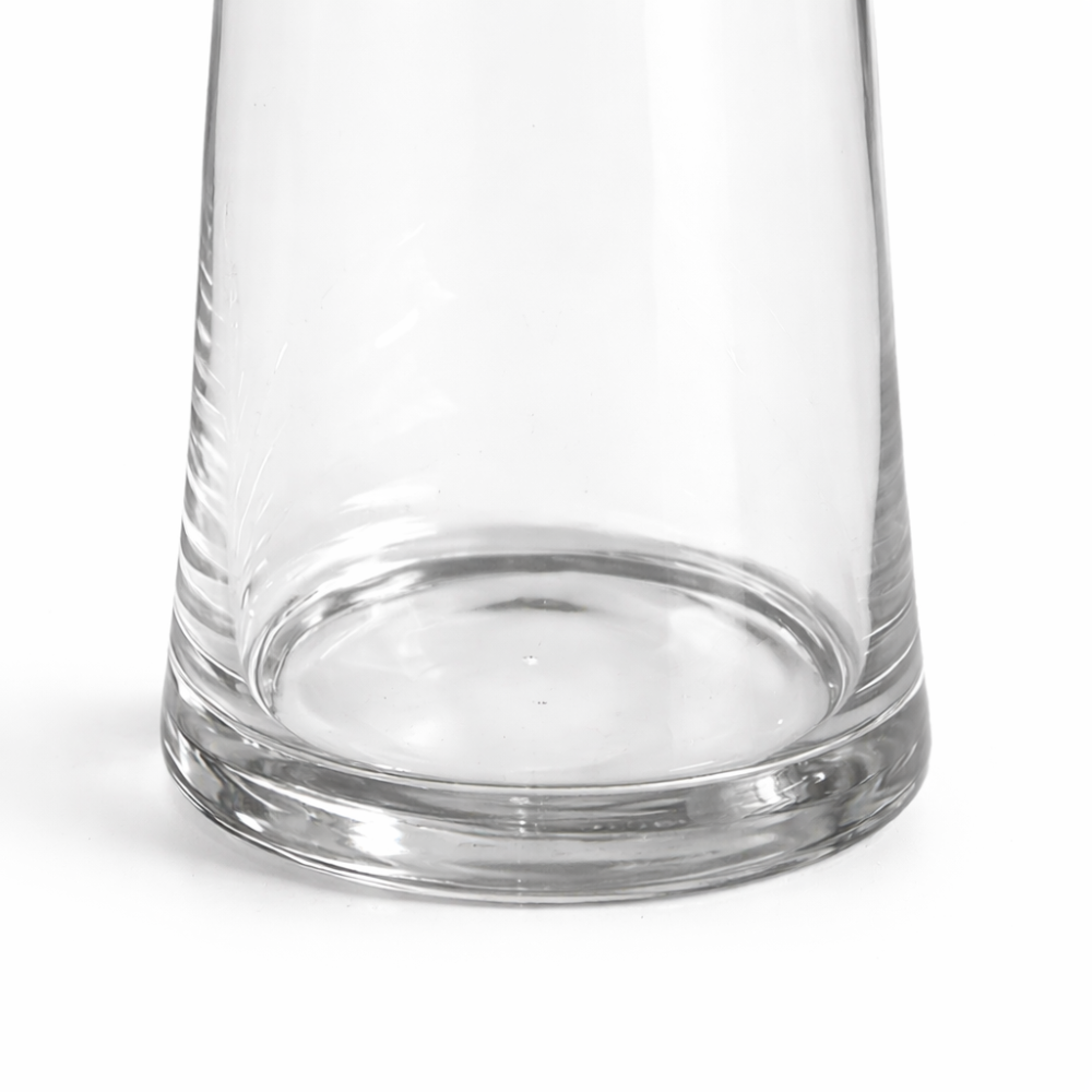 Preview: ROYAL Glaskaraffe Detail massiver Glasboden handgefertigt